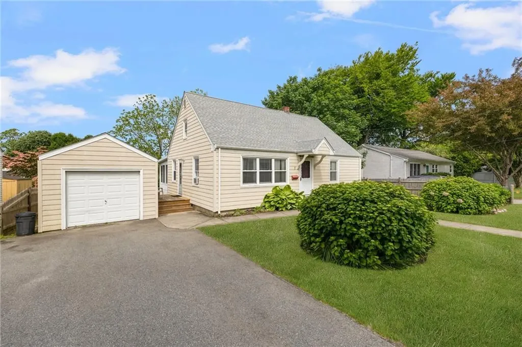 7 Odonnell Road Middletown RI 02842