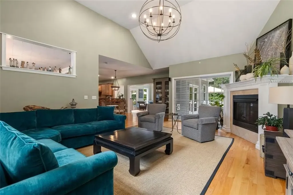 172 Little Pond County Road Cumberland RI 02864