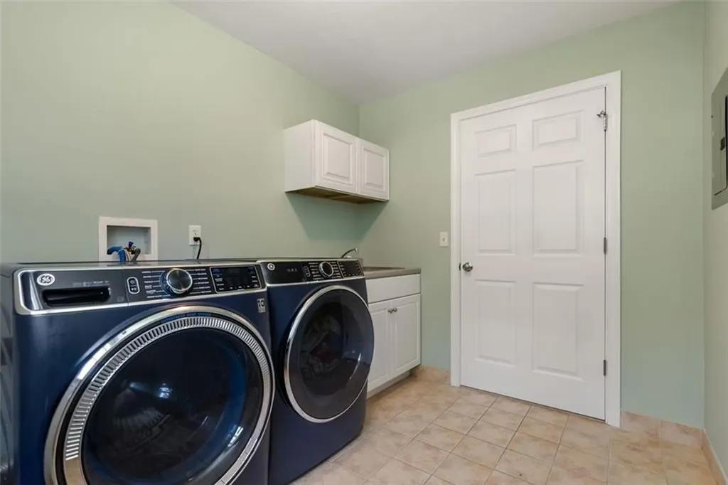 172 Little Pond County Road Cumberland RI 02864