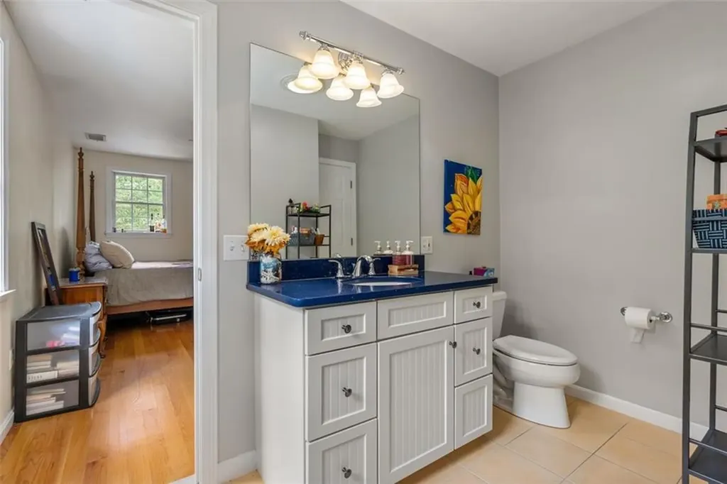 172 Little Pond County Road Cumberland RI 02864