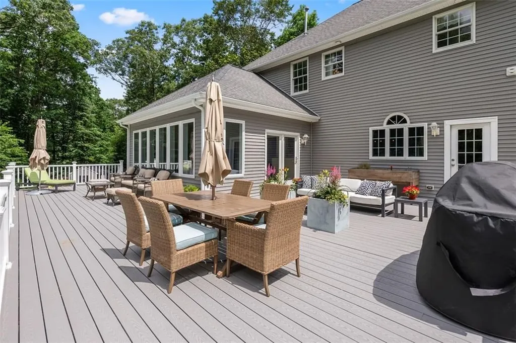 172 Little Pond County Road Cumberland RI 02864