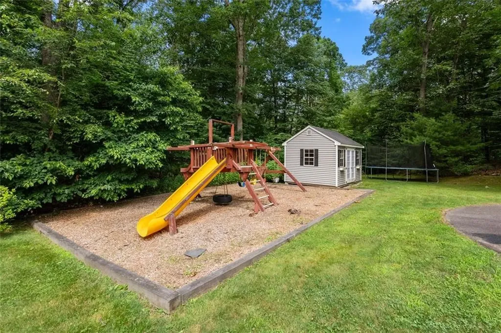 172 Little Pond County Road Cumberland RI 02864