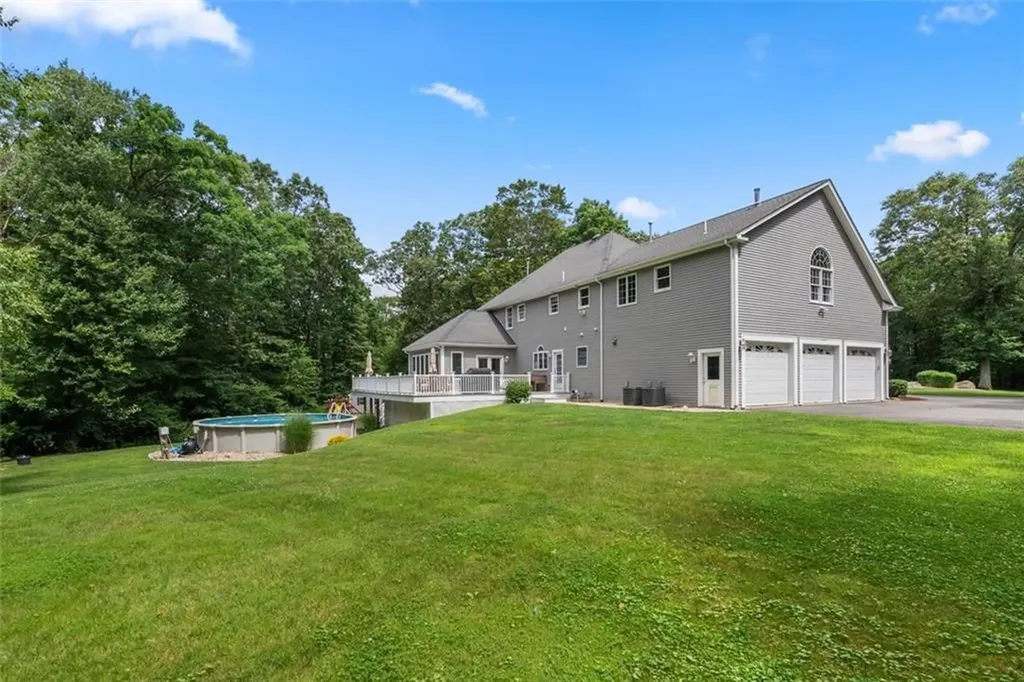172 Little Pond County Road Cumberland RI 02864