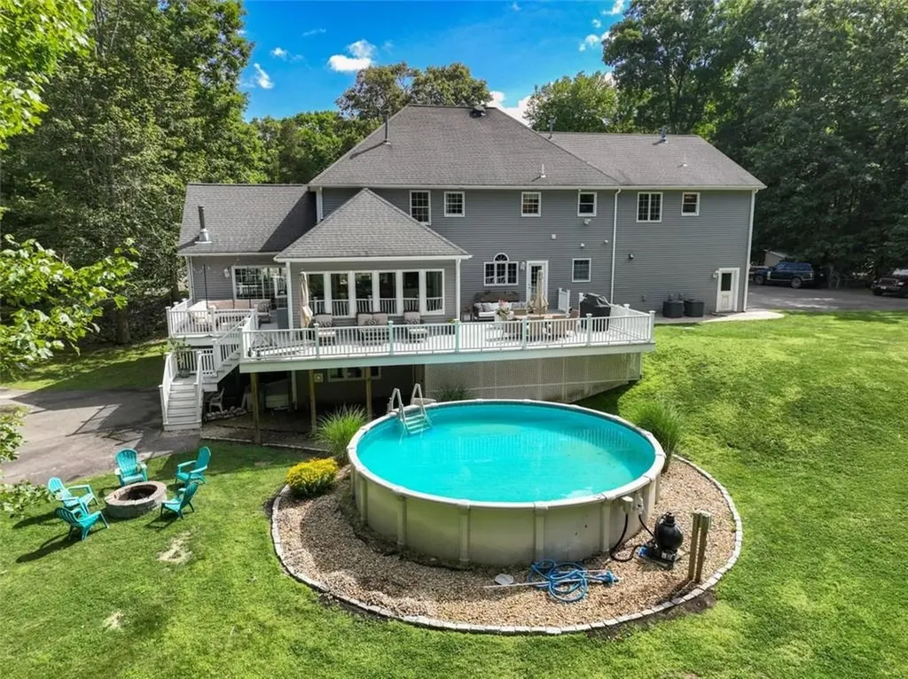 172 Little Pond County Road Cumberland RI 02864