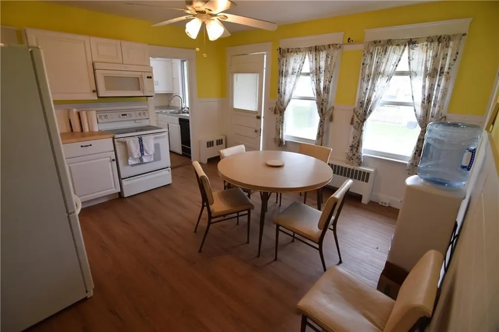 154 Beach Street Westerly RI 02891