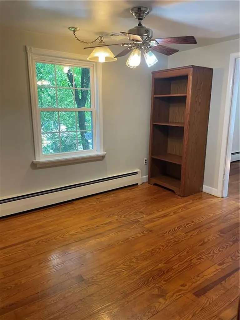 48 Lonsdale Street West Warwick RI 02893