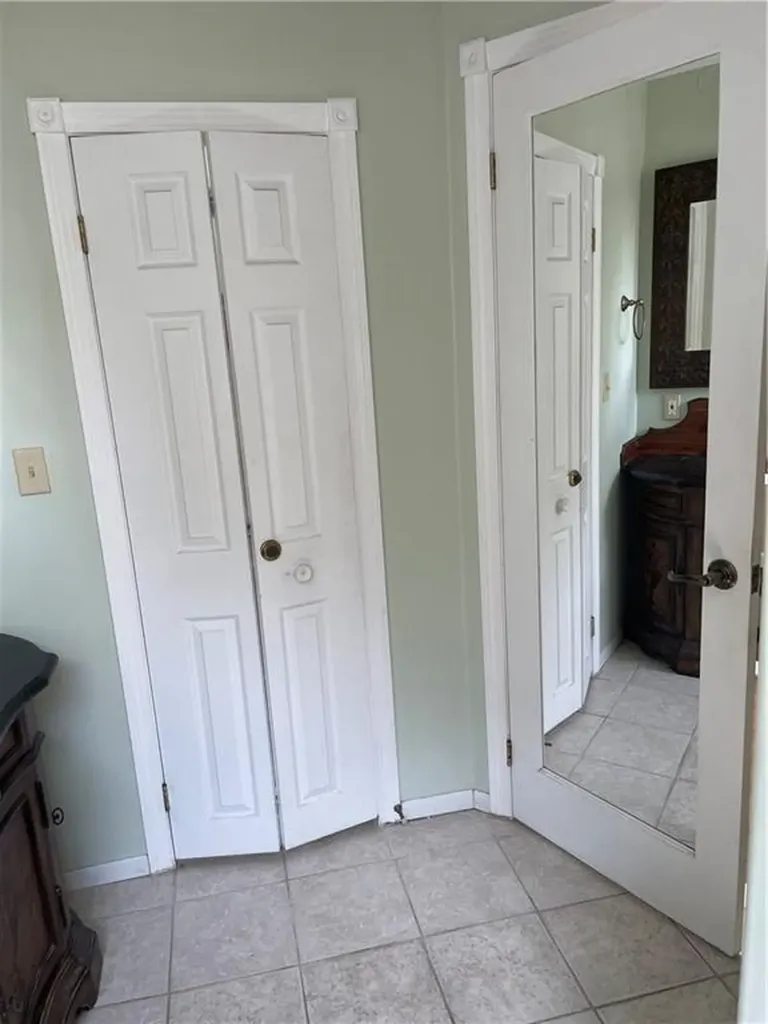 48 Lonsdale Street West Warwick RI 02893