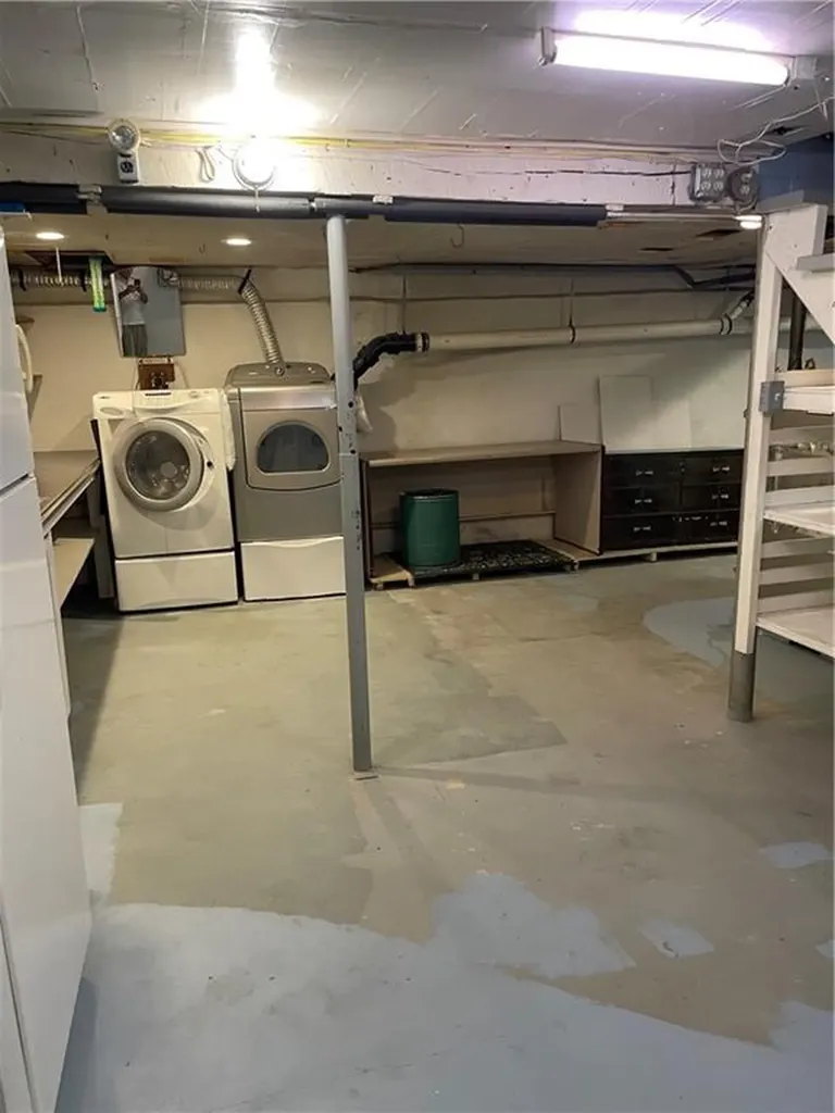 48 Lonsdale Street West Warwick RI 02893
