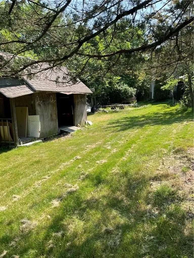 48 Lonsdale Street West Warwick RI 02893