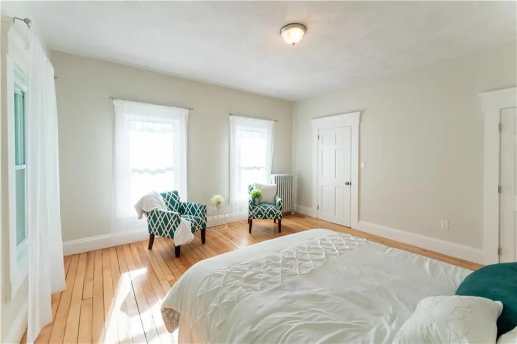 42 Bridal Avenue Warwick RI 02886