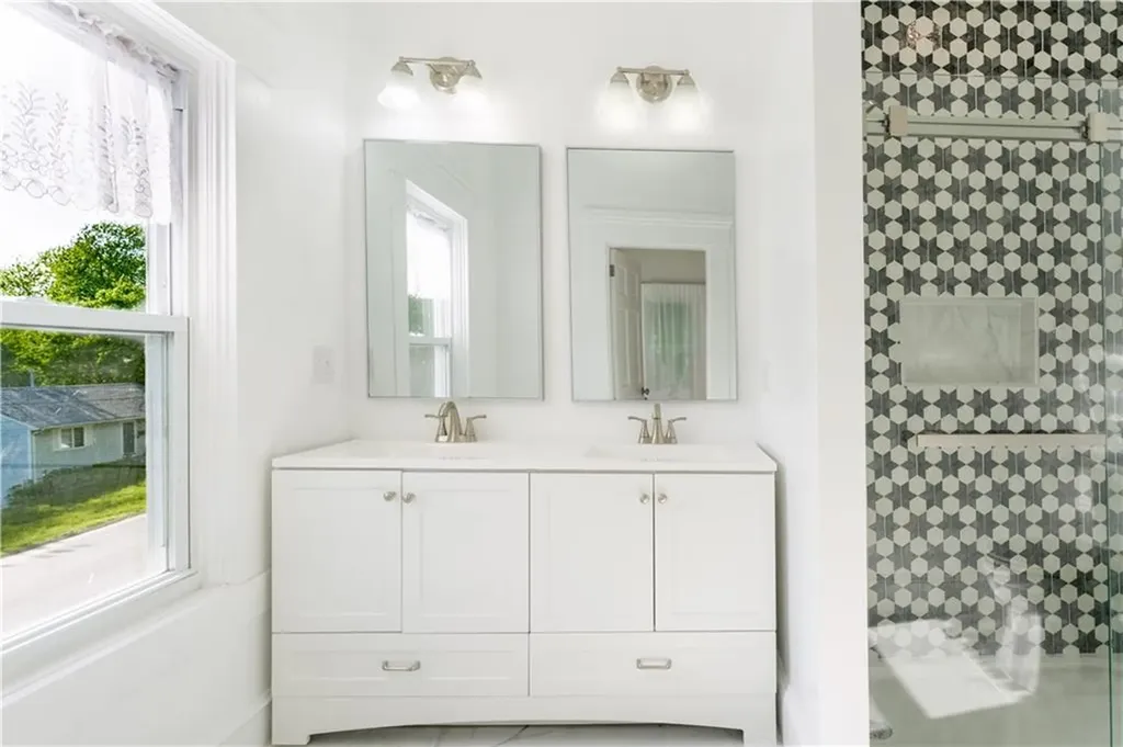 42 Bridal Avenue Warwick RI 02886