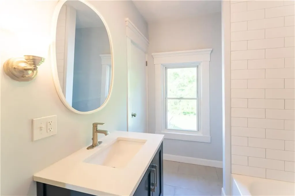 42 Bridal Avenue Warwick RI 02886