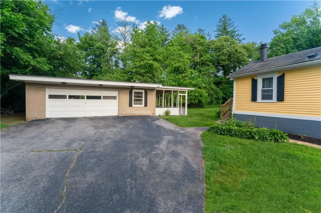42 Bridal Avenue Warwick RI 02886
