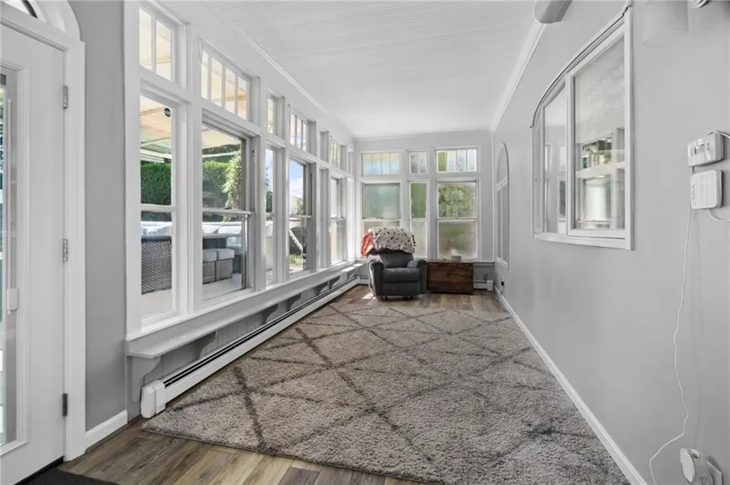 668 Park Avenue Woonsocket RI 02895