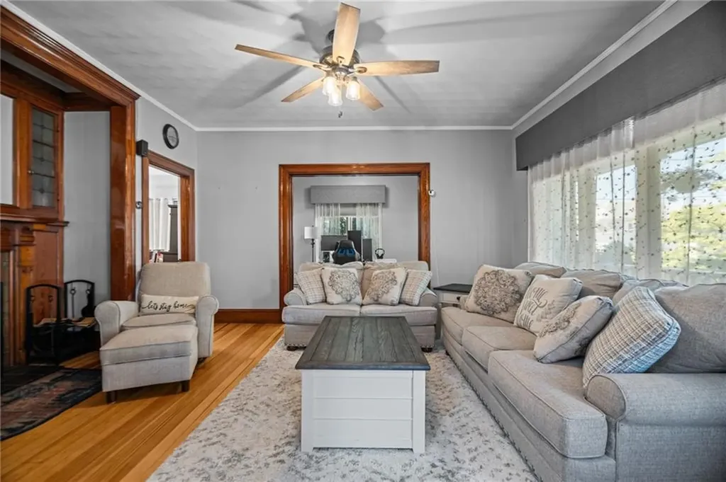 668 Park Avenue Woonsocket RI 02895