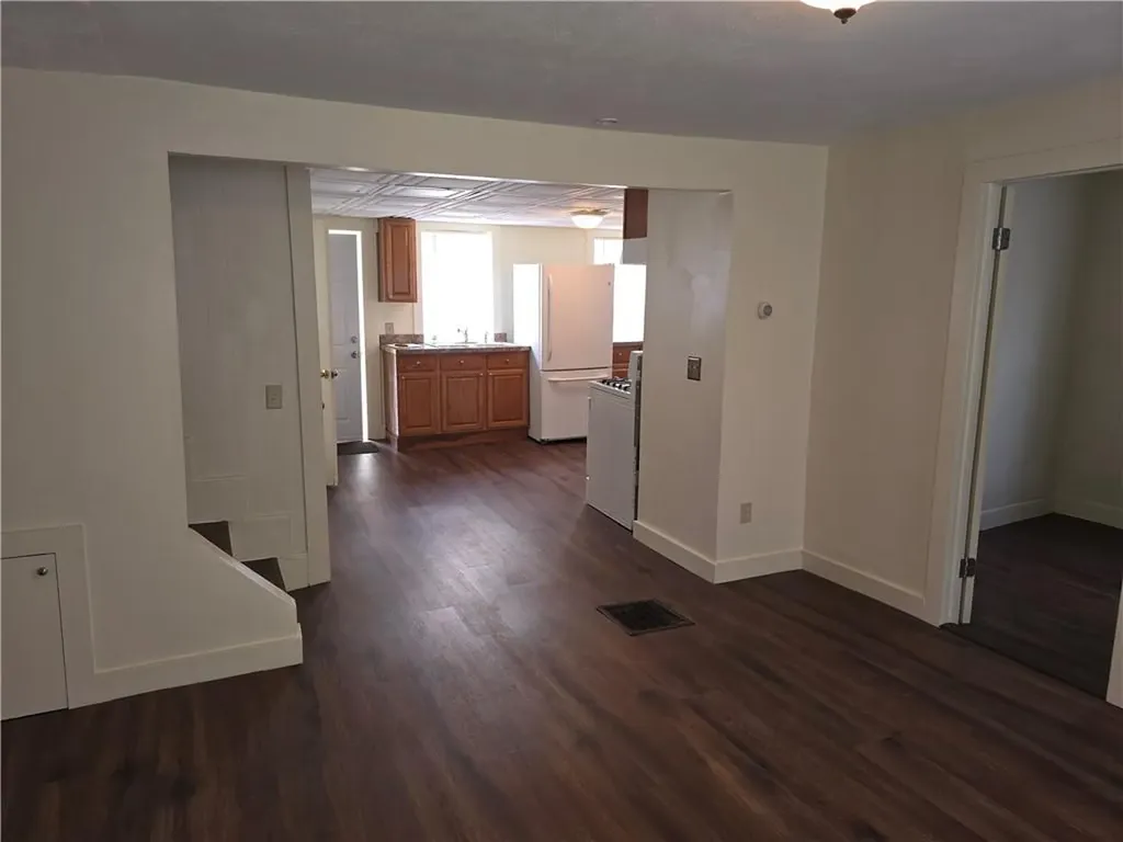 1042 Douglas Avenue Providence RI 02904