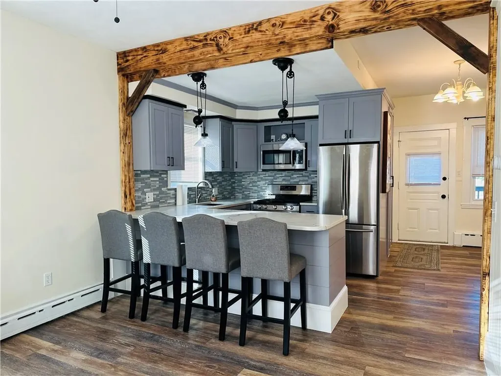 17 Mason Avenue Bristol RI 02809