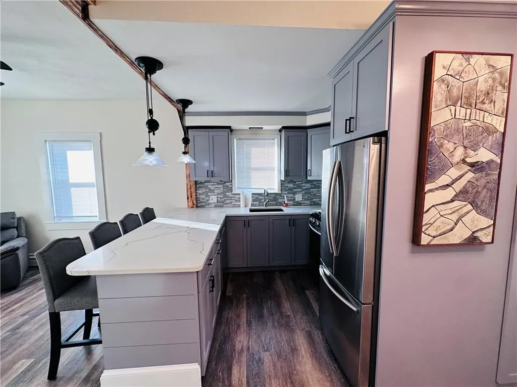 17 Mason Avenue Bristol RI 02809