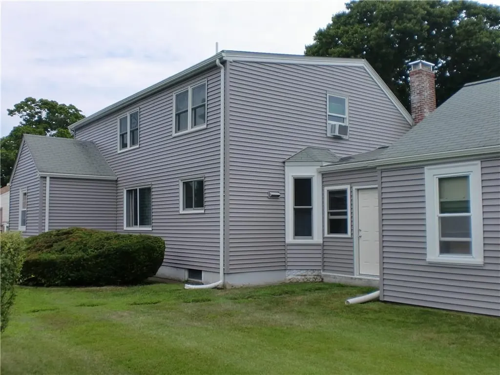 86 Rice Street Pawtucket RI 02861