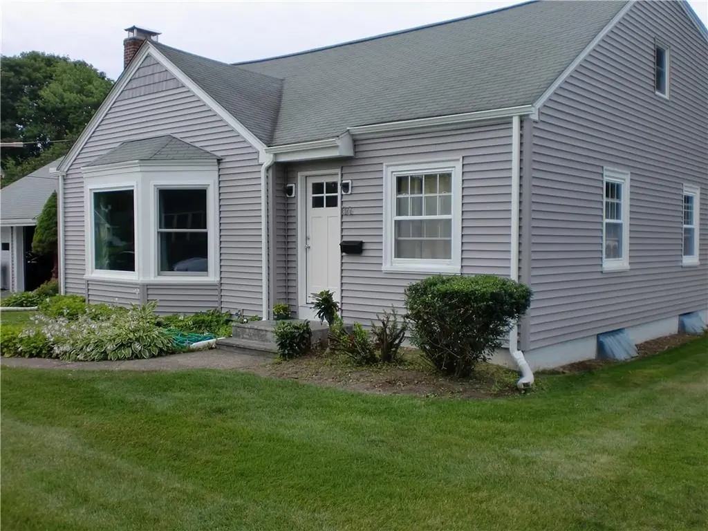 86 Rice Street Pawtucket RI 02861