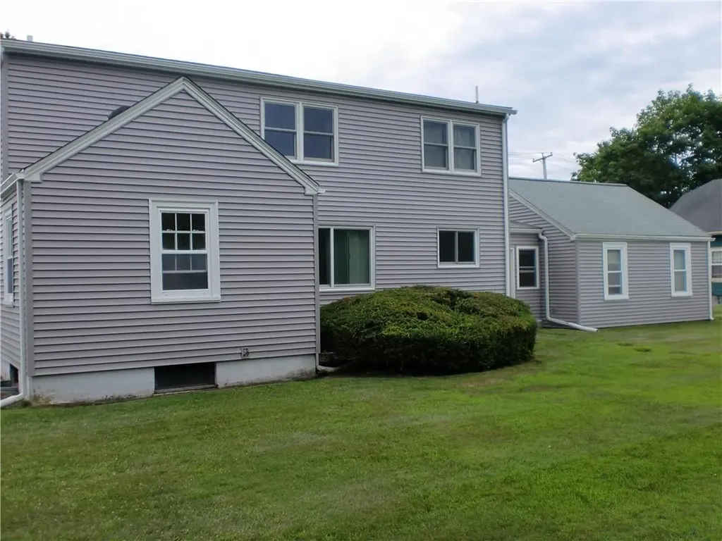 86 Rice Street Pawtucket RI 02861