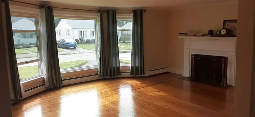 86 Rice Street Pawtucket RI 02861