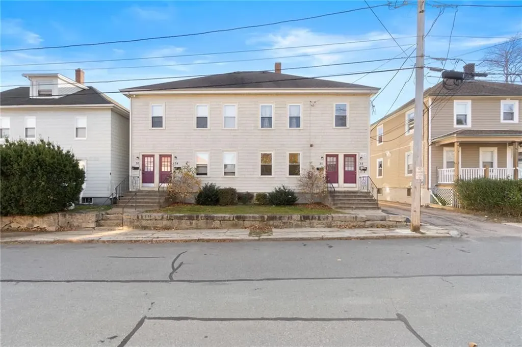 32 Weaver Street West Warwick RI 02893