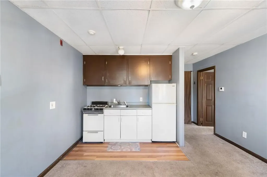32 Weaver Street West Warwick RI 02893