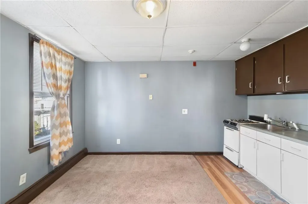 32 Weaver Street West Warwick RI 02893