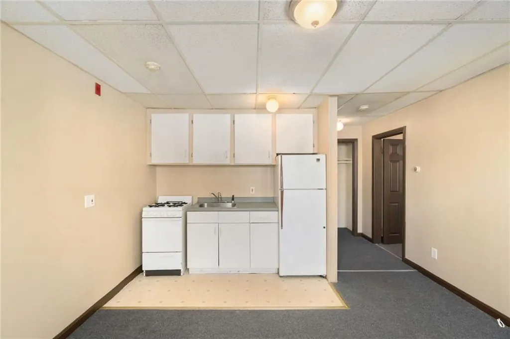 32 Weaver Street West Warwick RI 02893
