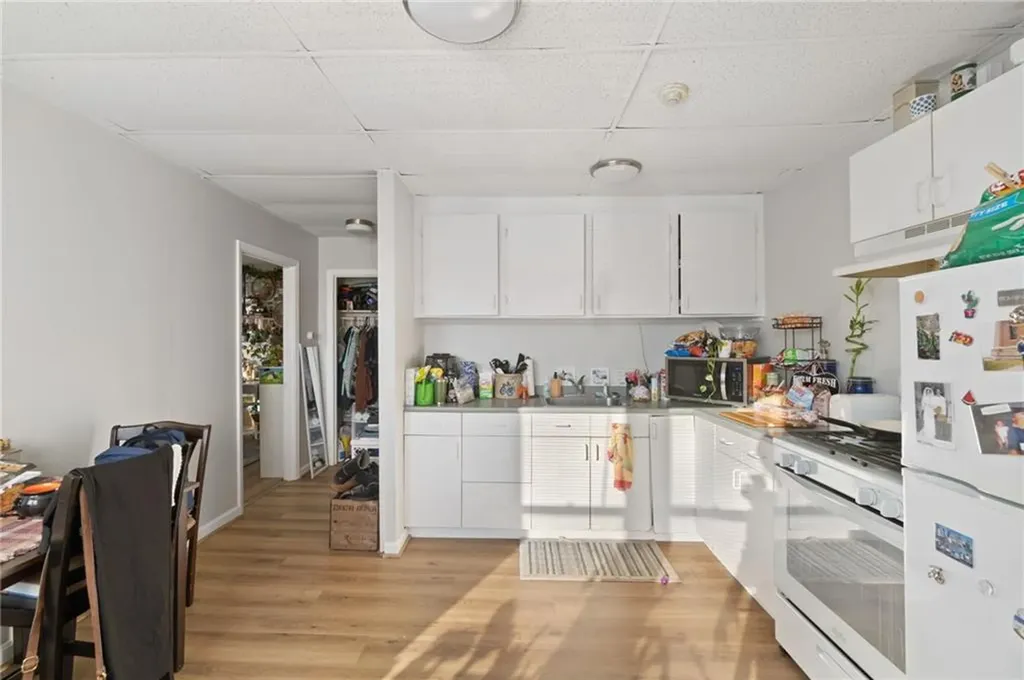 32 Weaver Street West Warwick RI 02893
