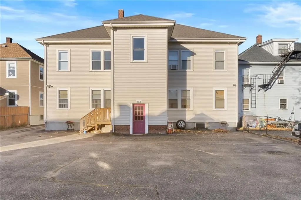 32 Weaver Street West Warwick RI 02893