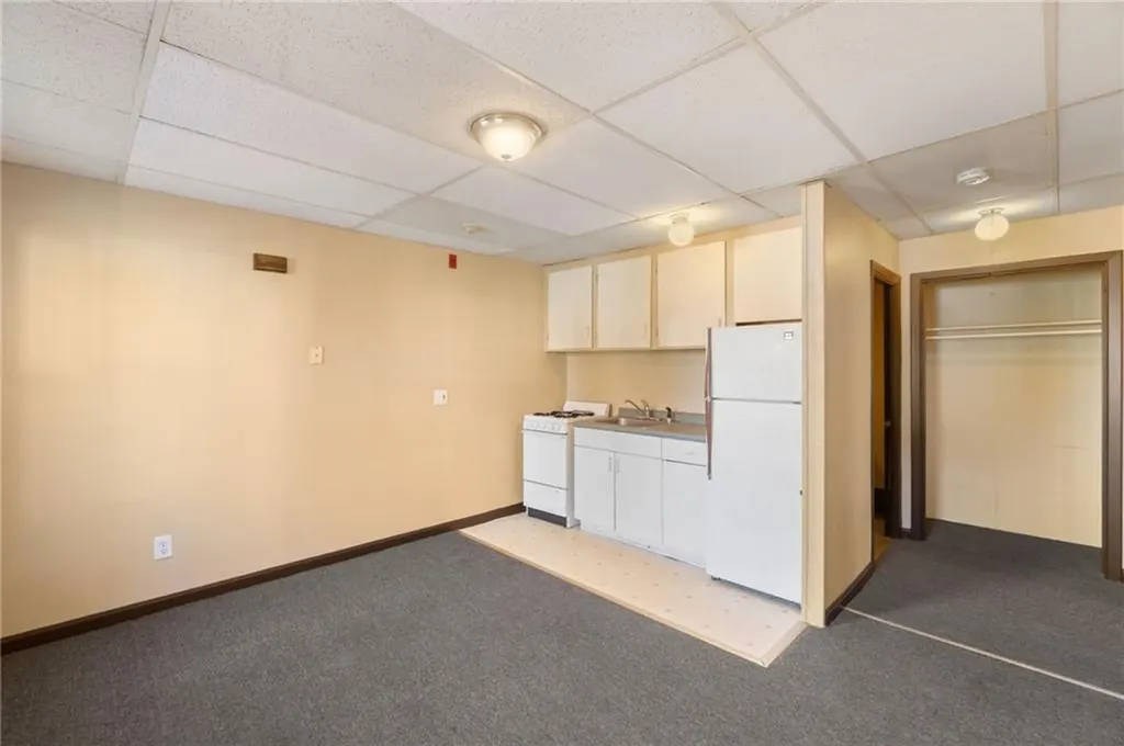 32 Weaver Street West Warwick RI 02893