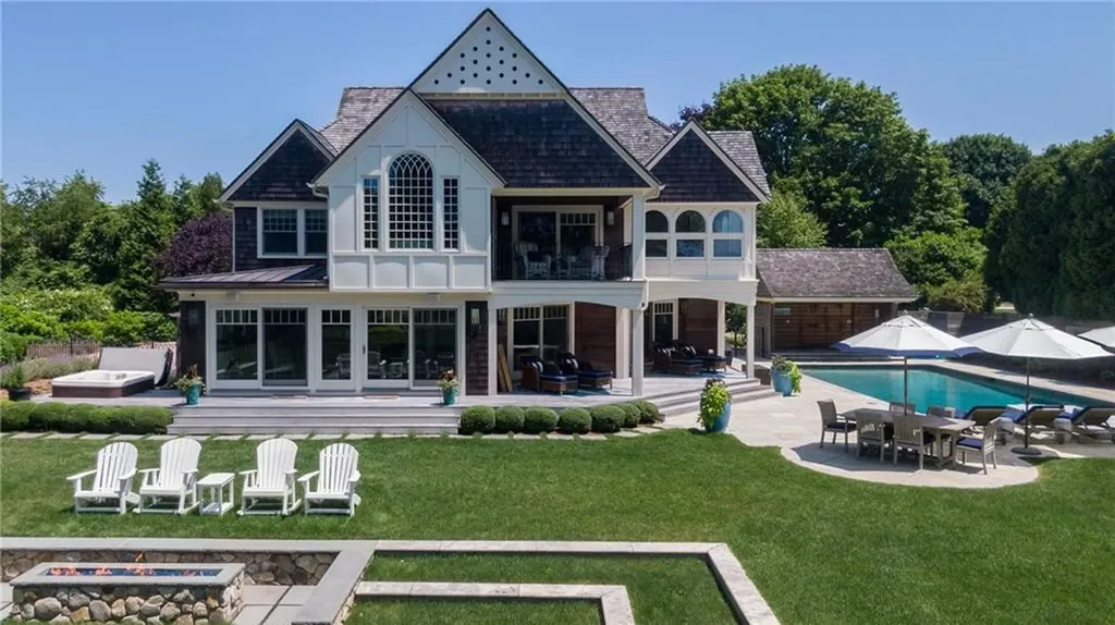 419 West Beach Road Charlestown RI 02813