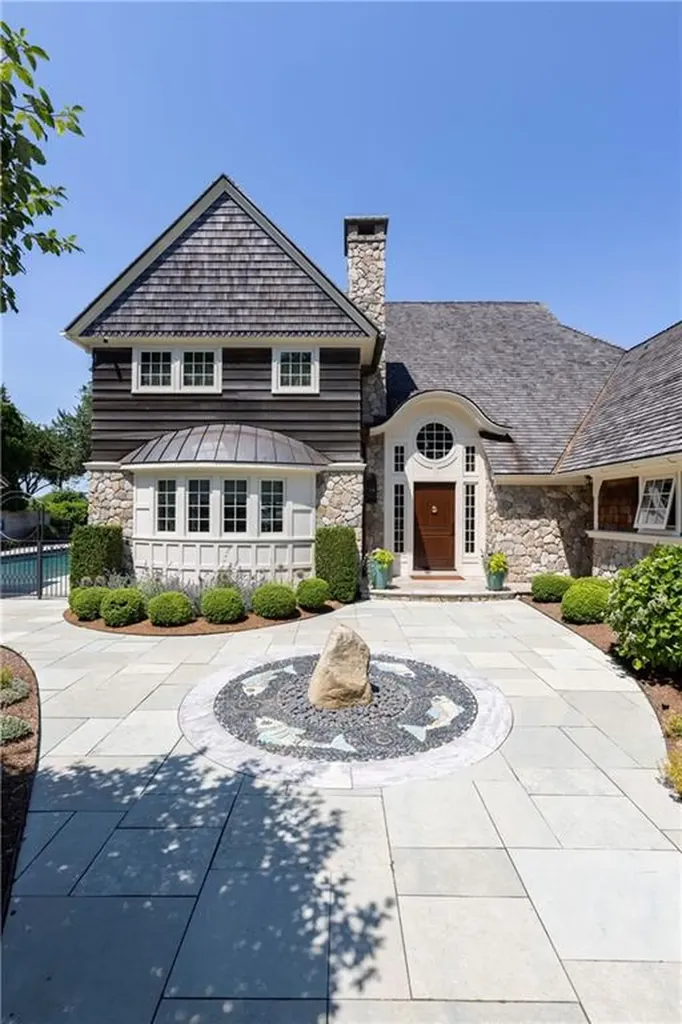 419 West Beach Road Charlestown RI 02813