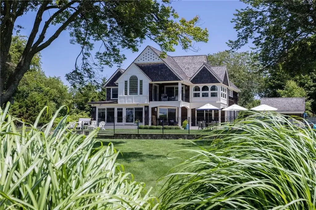 419 West Beach Road Charlestown RI 02813