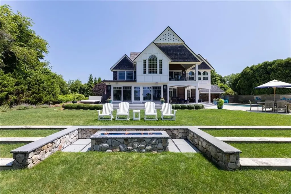 419 West Beach Road Charlestown RI 02813