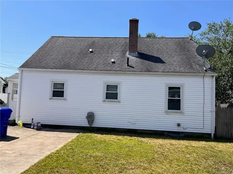 96 Monticello Road Pawtucket RI 02861