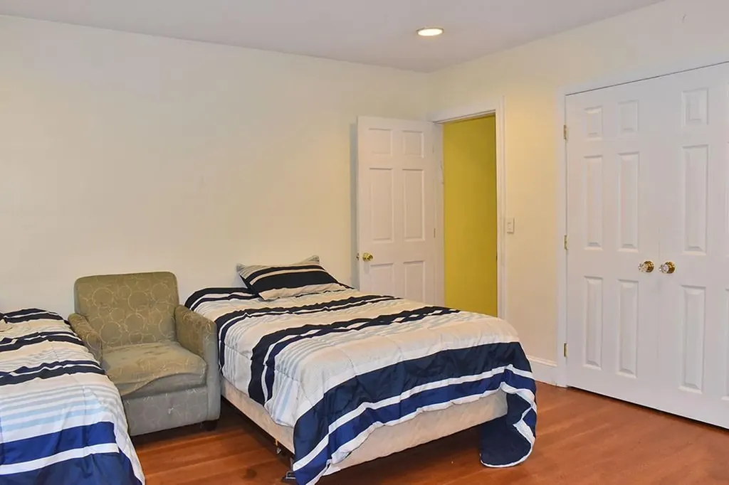 124 Edgehill Road Providence RI 02906