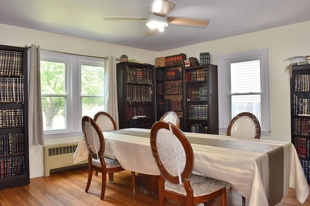 124 Edgehill Road Providence RI 02906