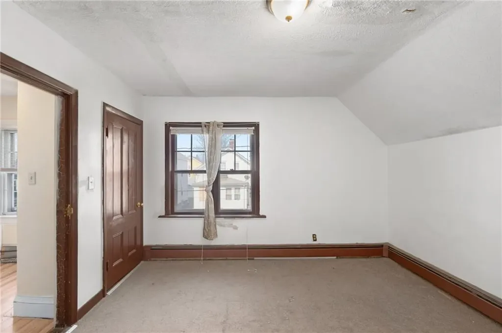 24 Sisson Street Pawtucket RI 02860