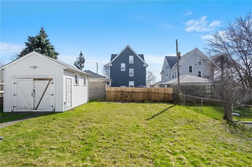24 Sisson Street Pawtucket RI 02860