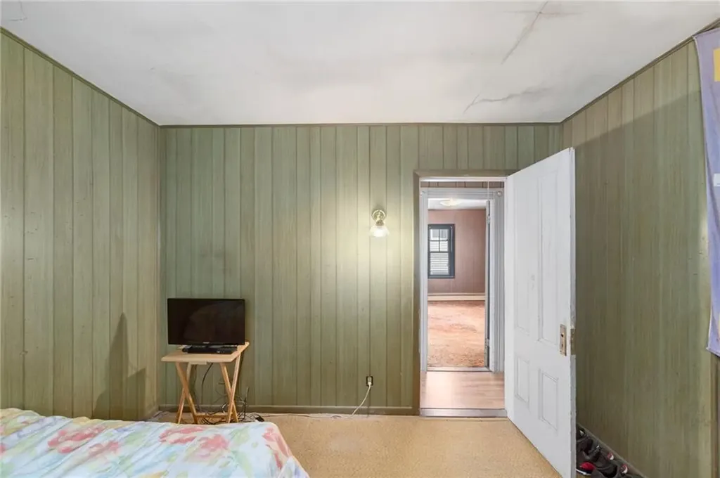 24 Sisson Street Pawtucket RI 02860