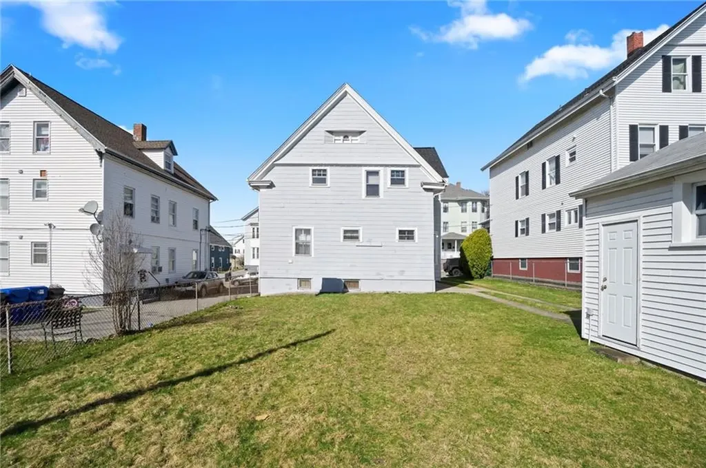 24 Sisson Street Pawtucket RI 02860