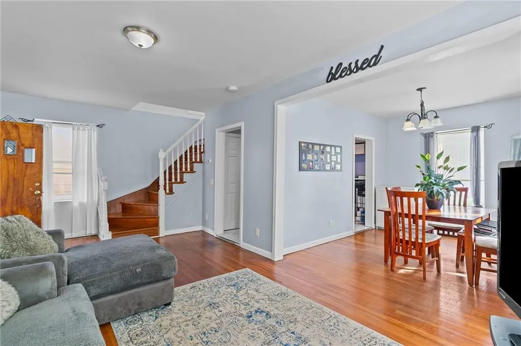 180 Vincent Avenue North Providence RI 02904