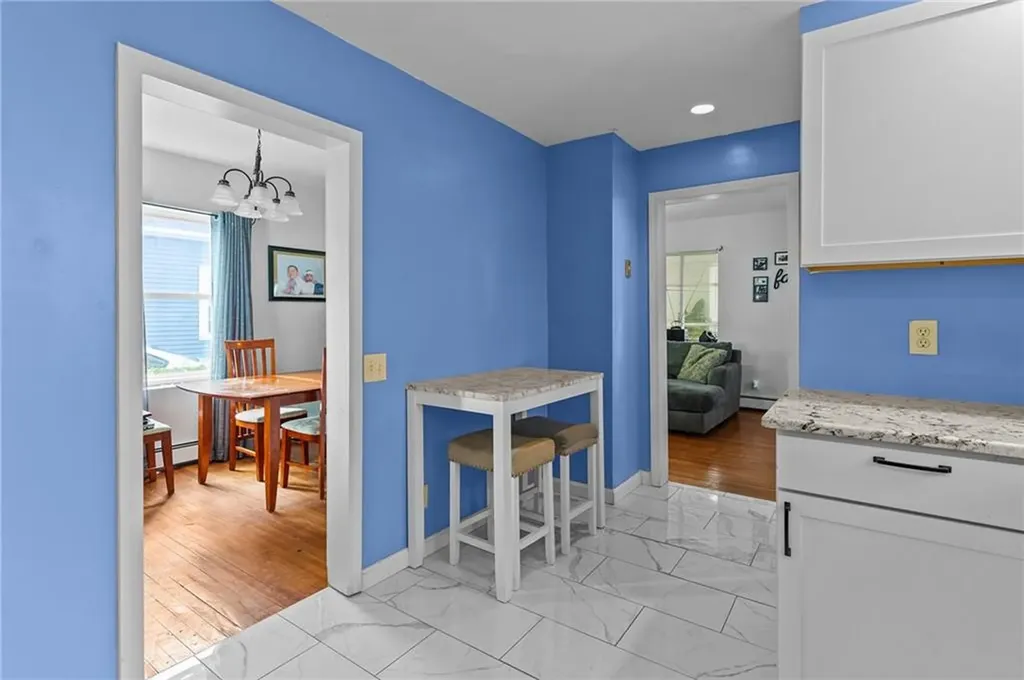 180 Vincent Avenue North Providence RI 02904