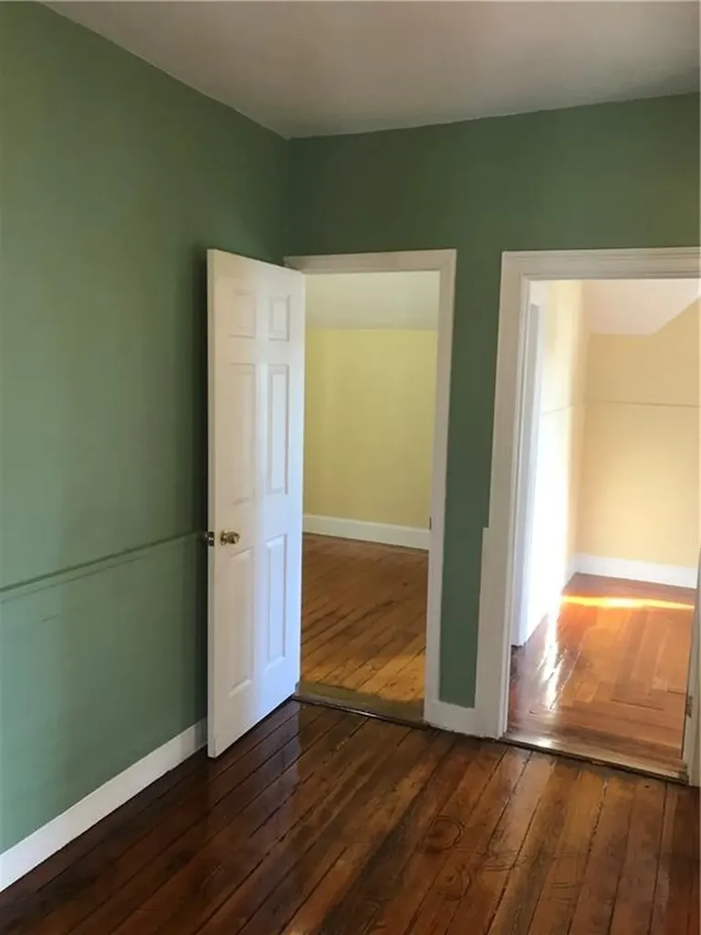 217 Vermont Avenue Providence RI 02905