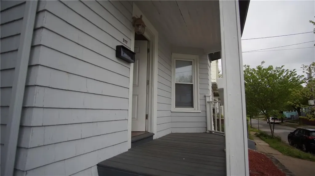 217 Vermont Avenue Providence RI 02905