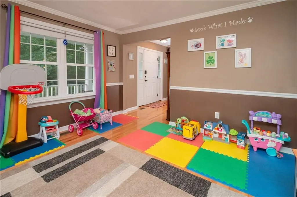2 Douglas Fir Way Coventry RI 02816