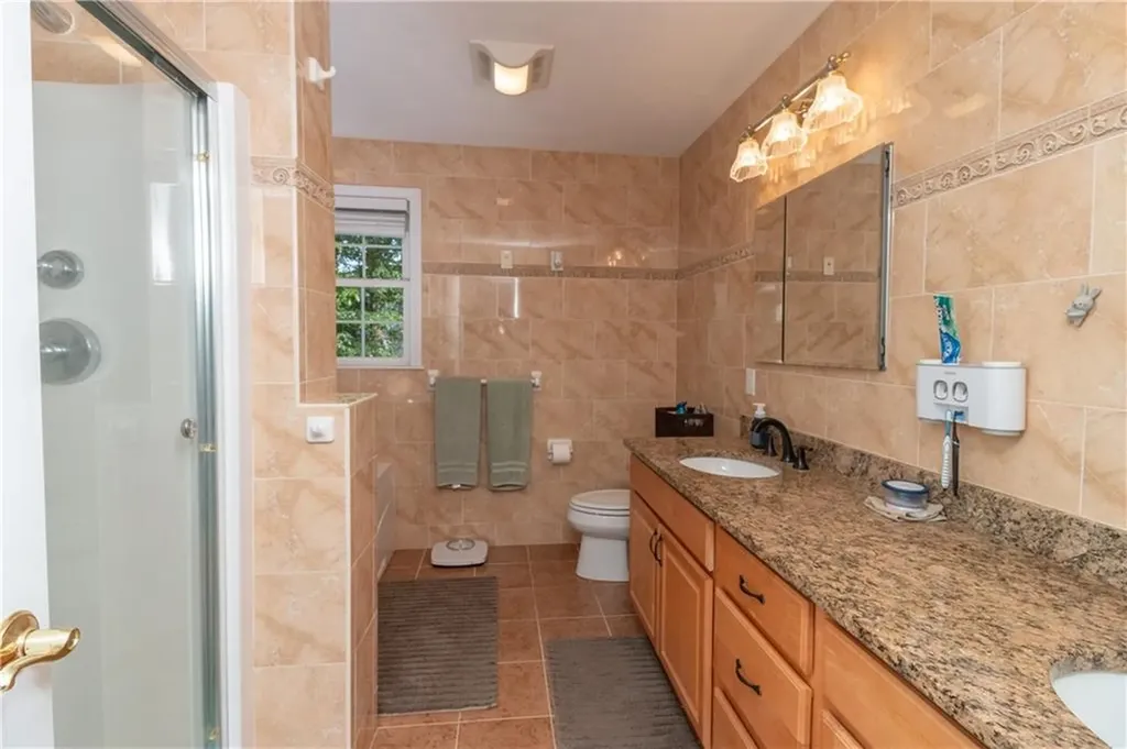 2 Douglas Fir Way Coventry RI 02816